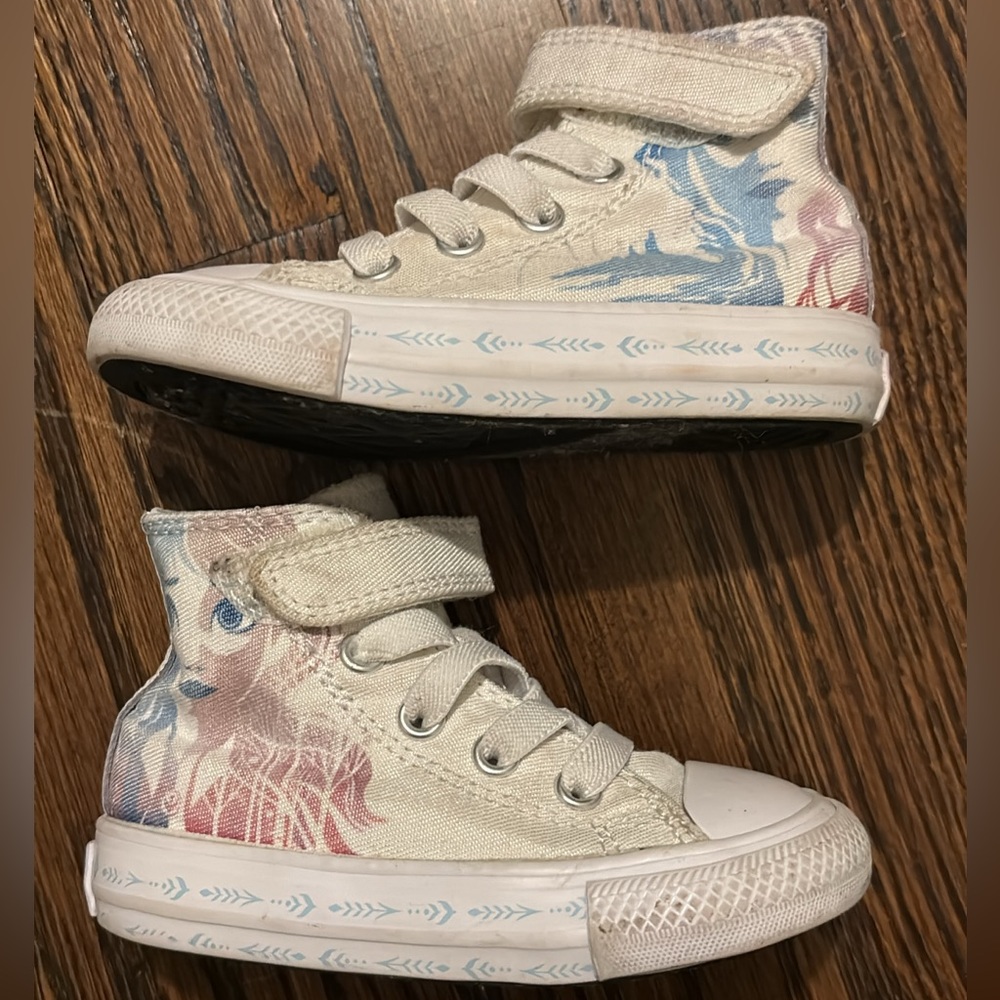 Frozen II converse sz 5C